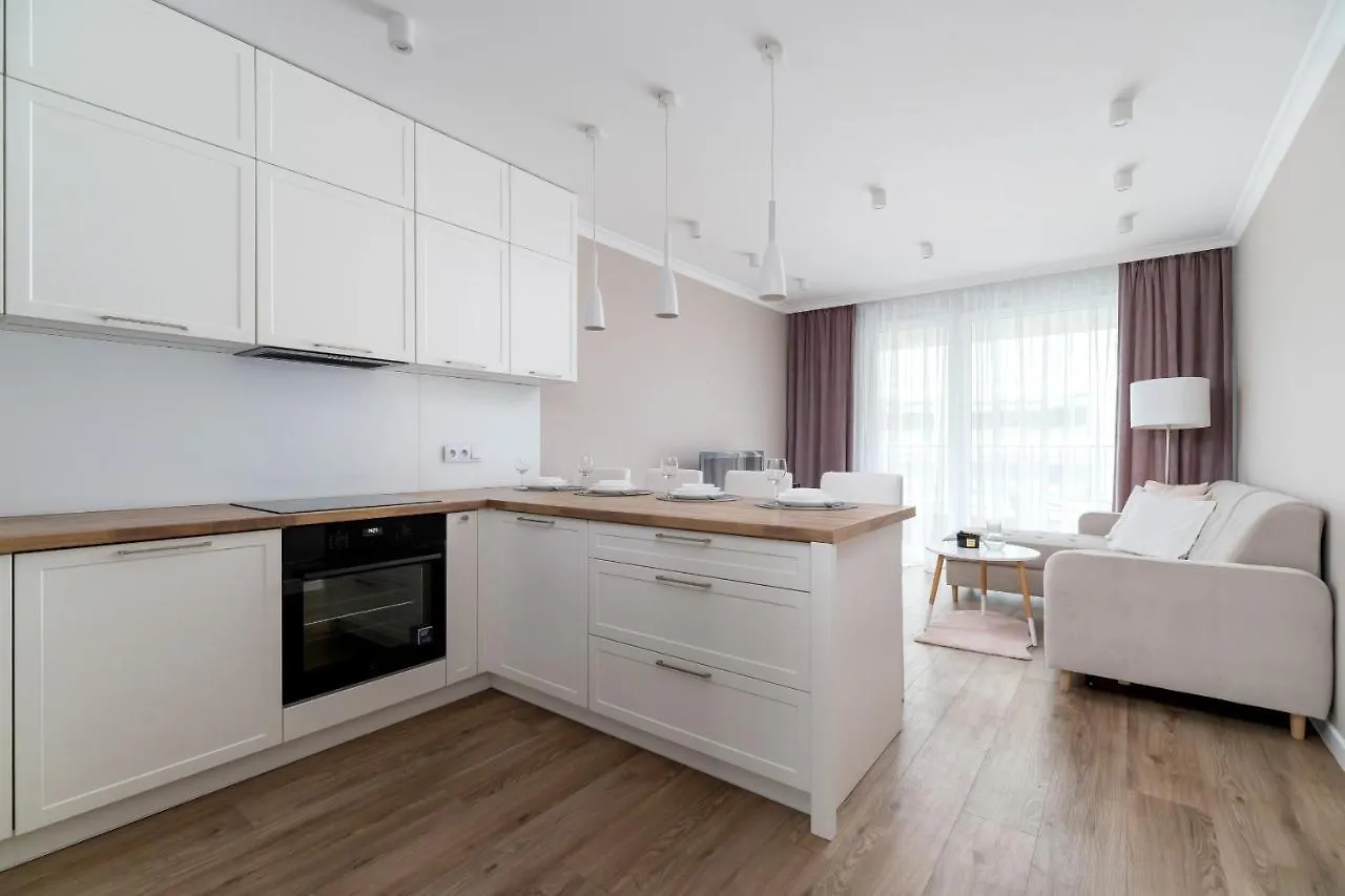Modern Apartment Suitable For Remote Work With Balcony & Parking By Noclegi Renters Krakow Poland