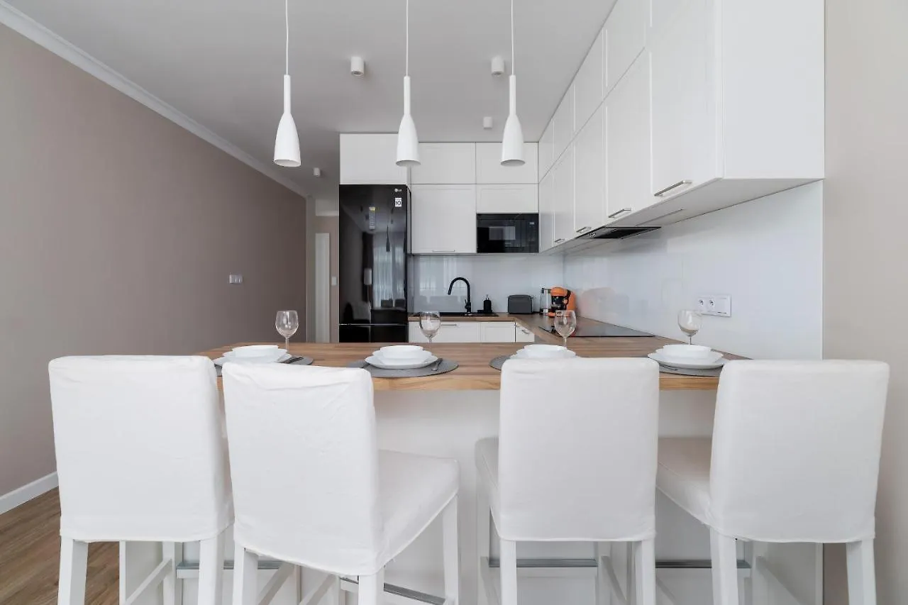 Modern Apartment Suitable For Remote Work With Balcony & Parking By Noclegi Renters Krakow